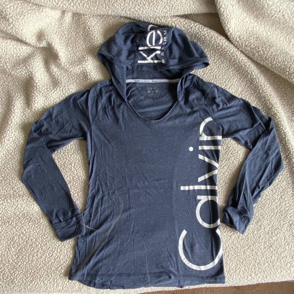 Hooded Calvin Klein performance tee